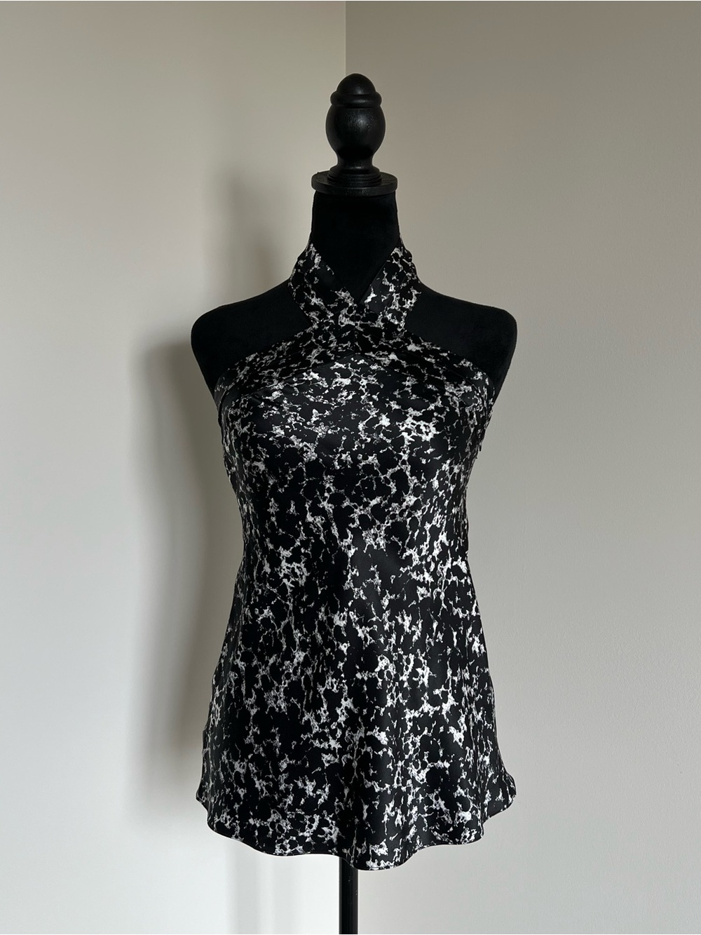 100% Silk Jacob Black and White Printed Y2K Halter Going Out Camisole
